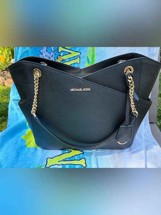 Michael Kors Handbags - Michael Kors Bag